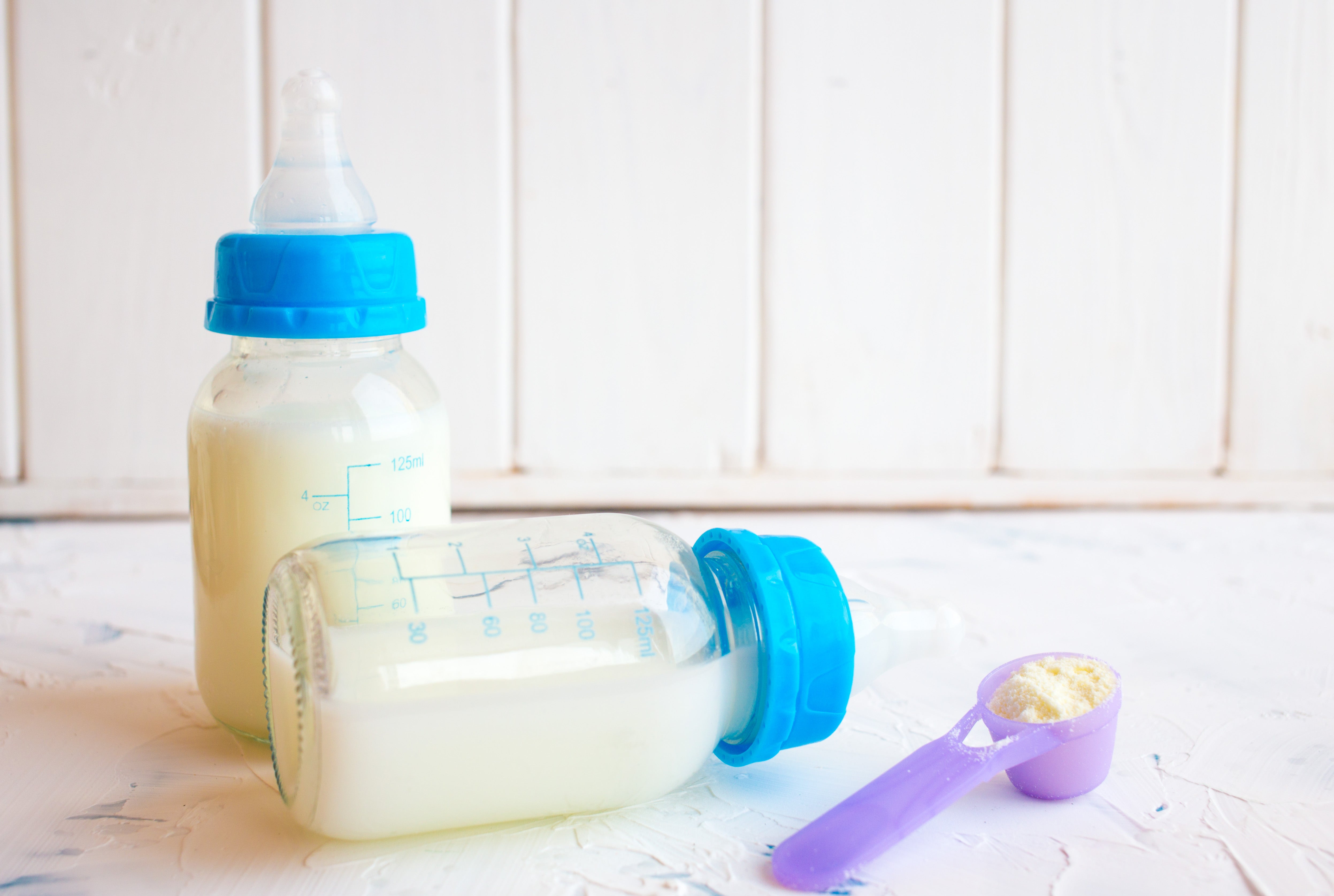 How much baby formula best sale per month